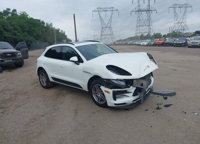 2021 PORSCHE Macan