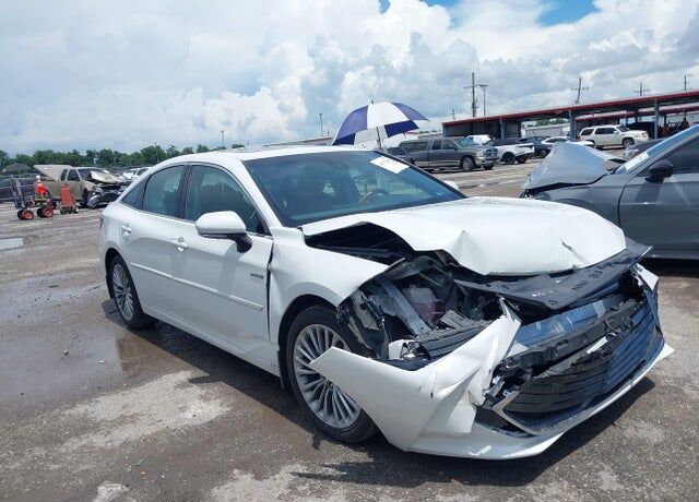 2021 TOYOTA Avalon