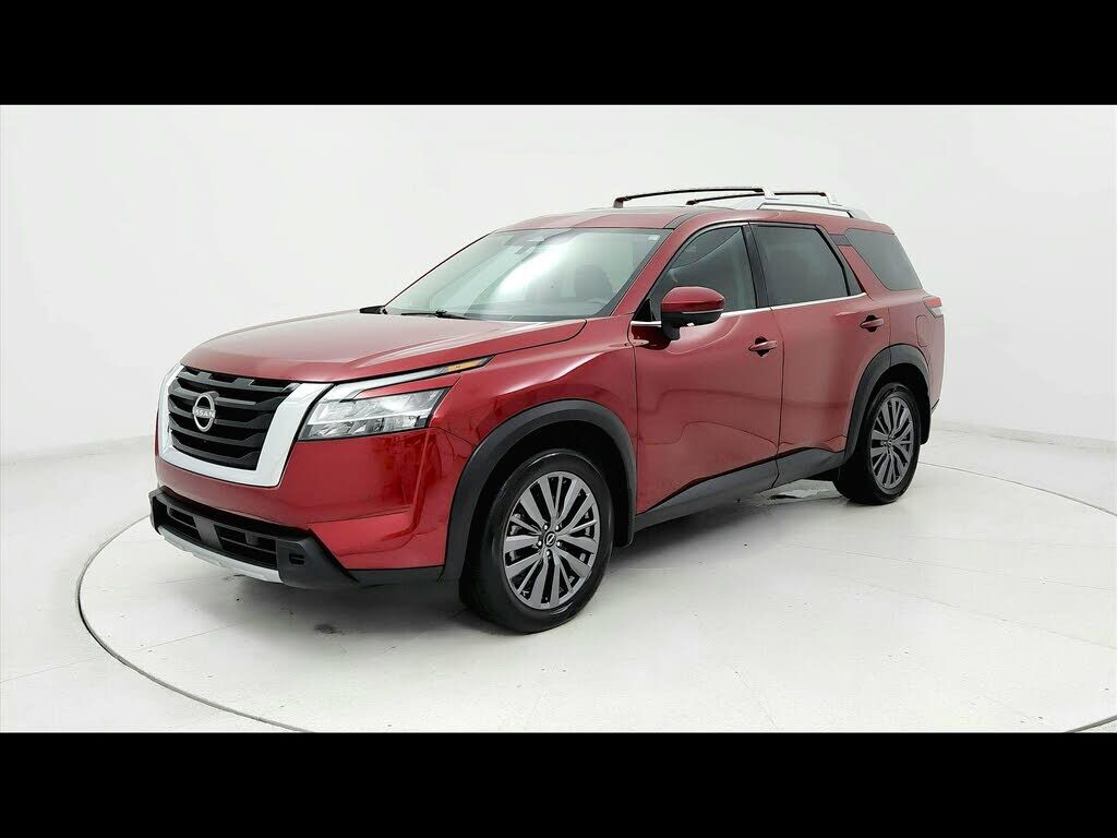 2024 NISSAN Pathfinder