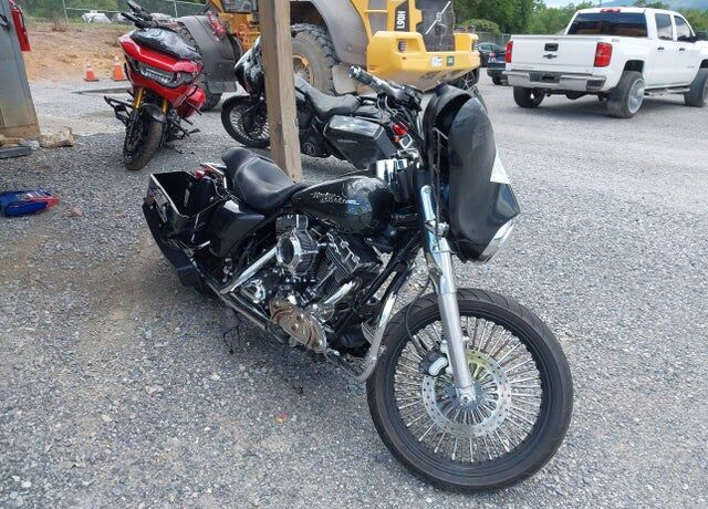 2007 HARLEY DAVIDSON Street Glide