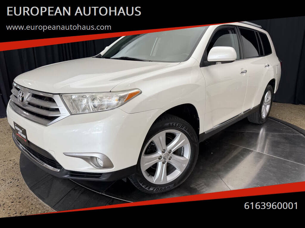 2013 TOYOTA Highlander