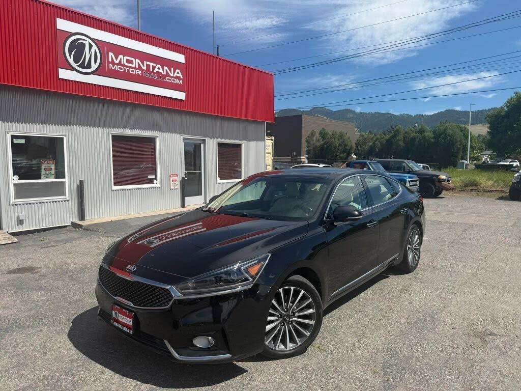 2018 KIA Cadenza