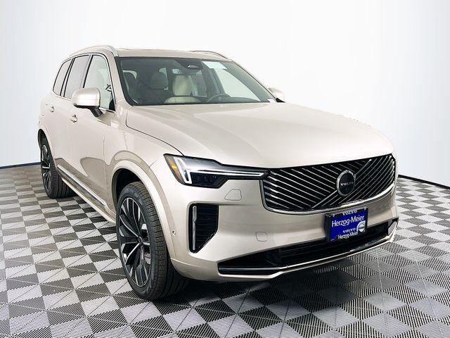 2026 VOLVO XC90