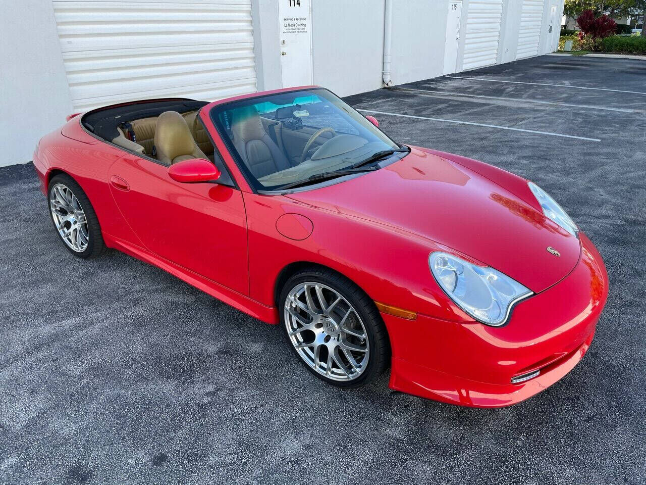 2002 PORSCHE 911