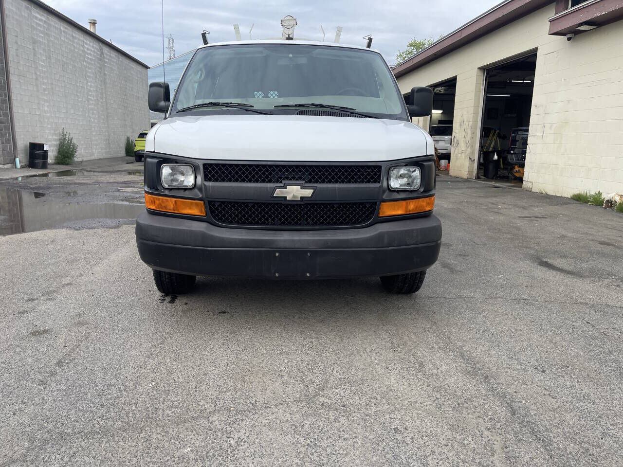2011 CHEVROLET Express