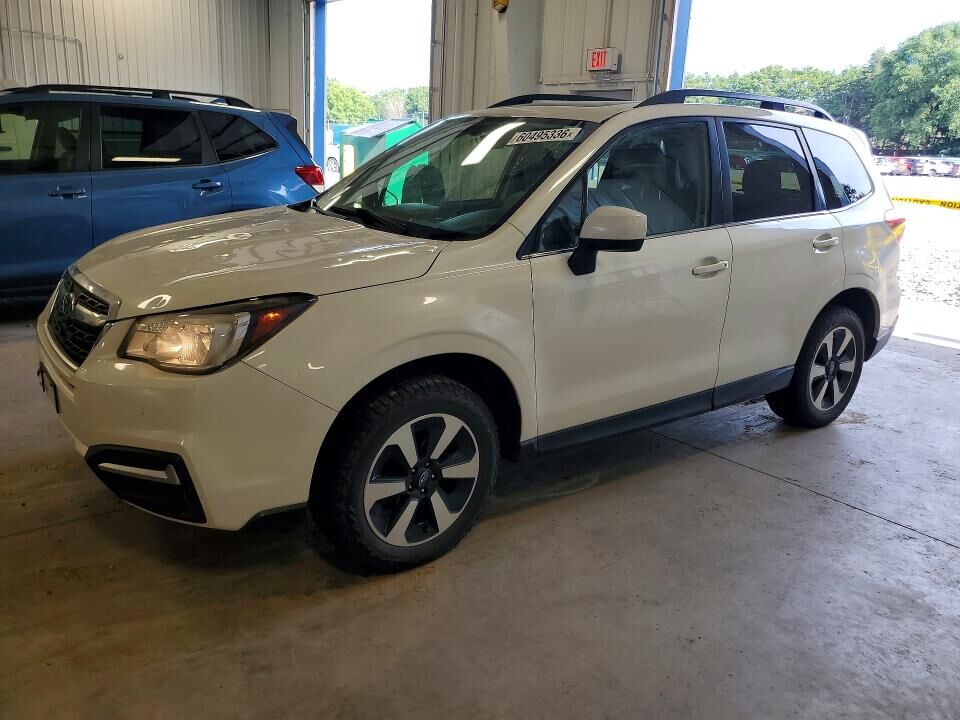 2017 SUBARU Forester