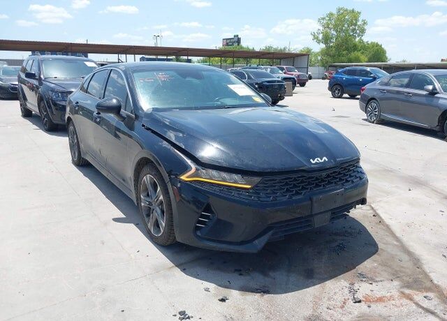 2022 KIA K5