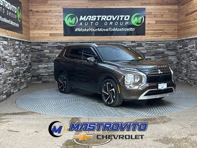 2022 MITSUBISHI Outlander