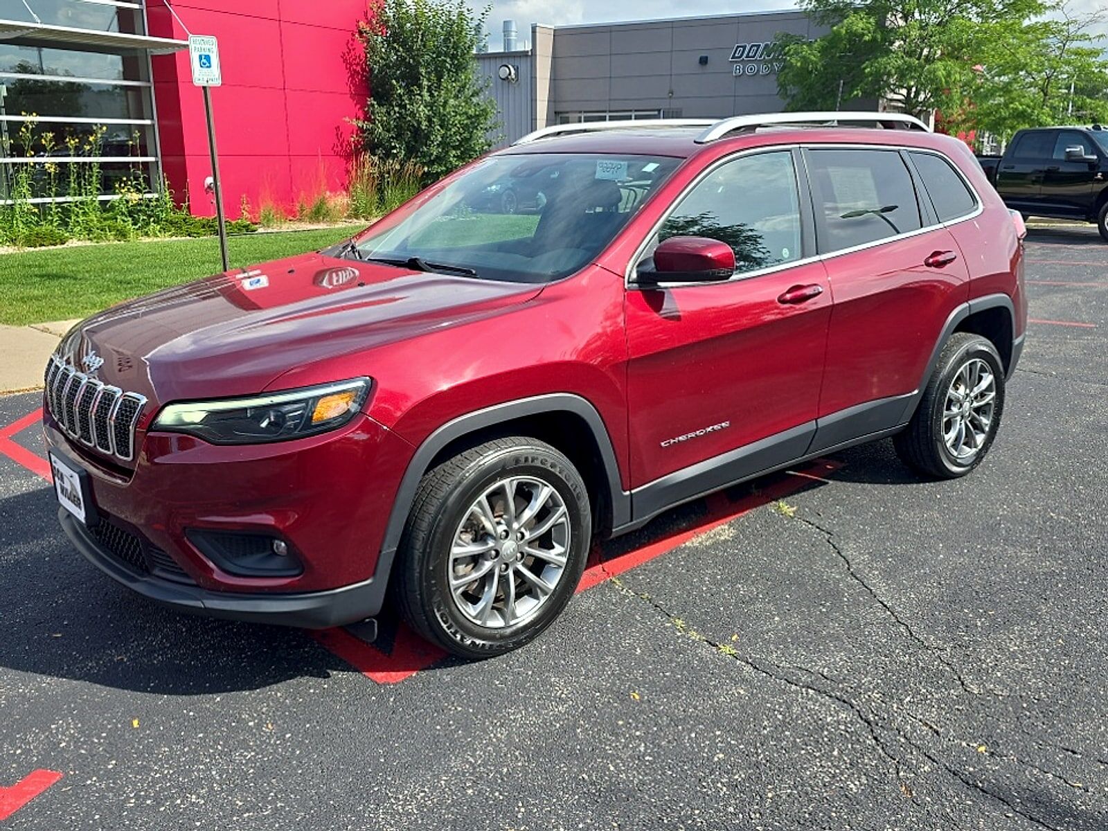 2020 JEEP Cherokee