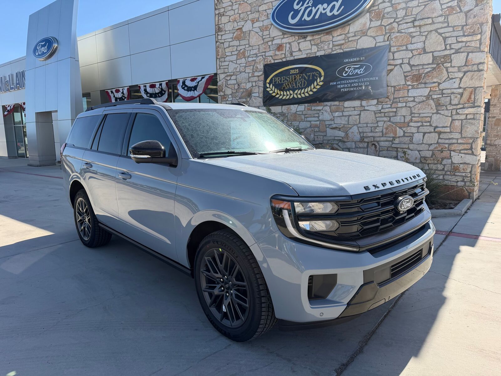2027 FORD Expedition