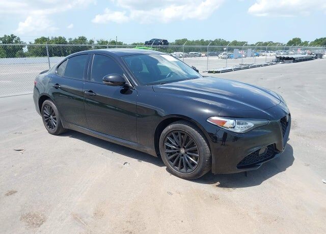 2021 ALFA ROMEO Giulia