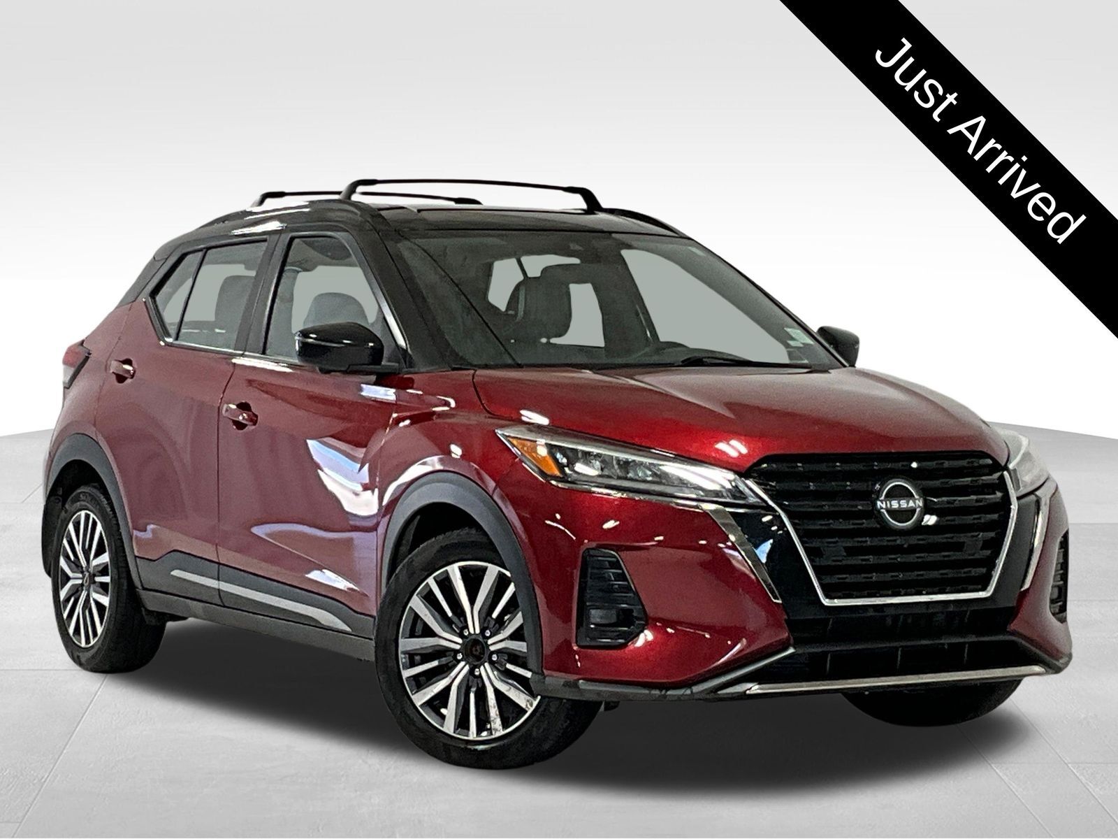 2023 NISSAN Kicks
