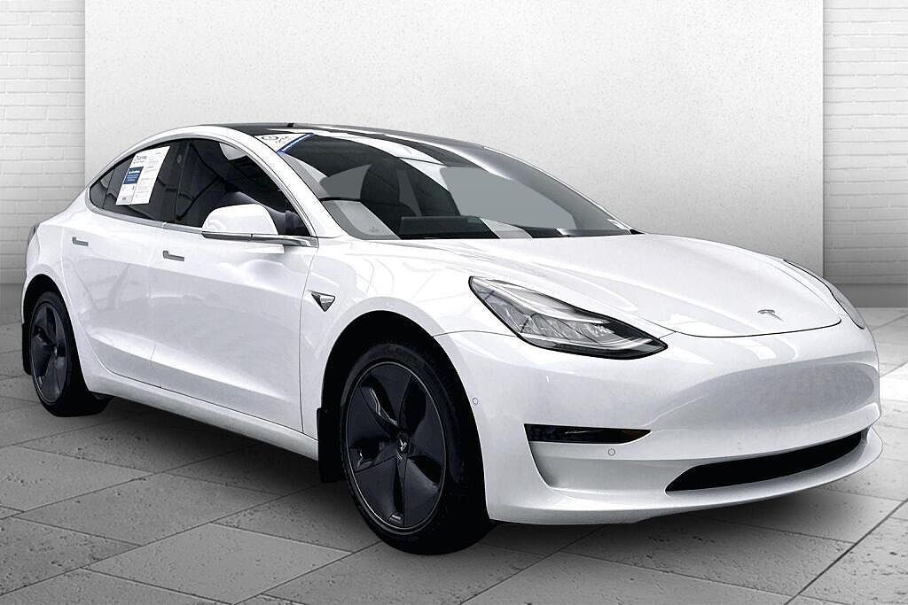 2020 TESLA Model 3