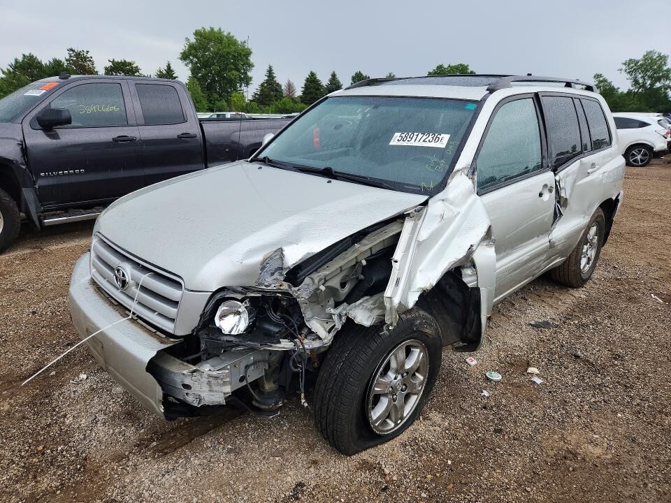2004 TOYOTA Highlander