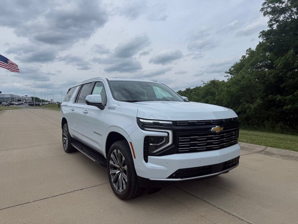 2026 CHEVROLET Suburban