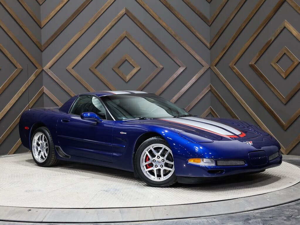 2004 CHEVROLET Corvette