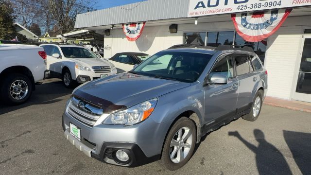 2013 SUBARU Outback