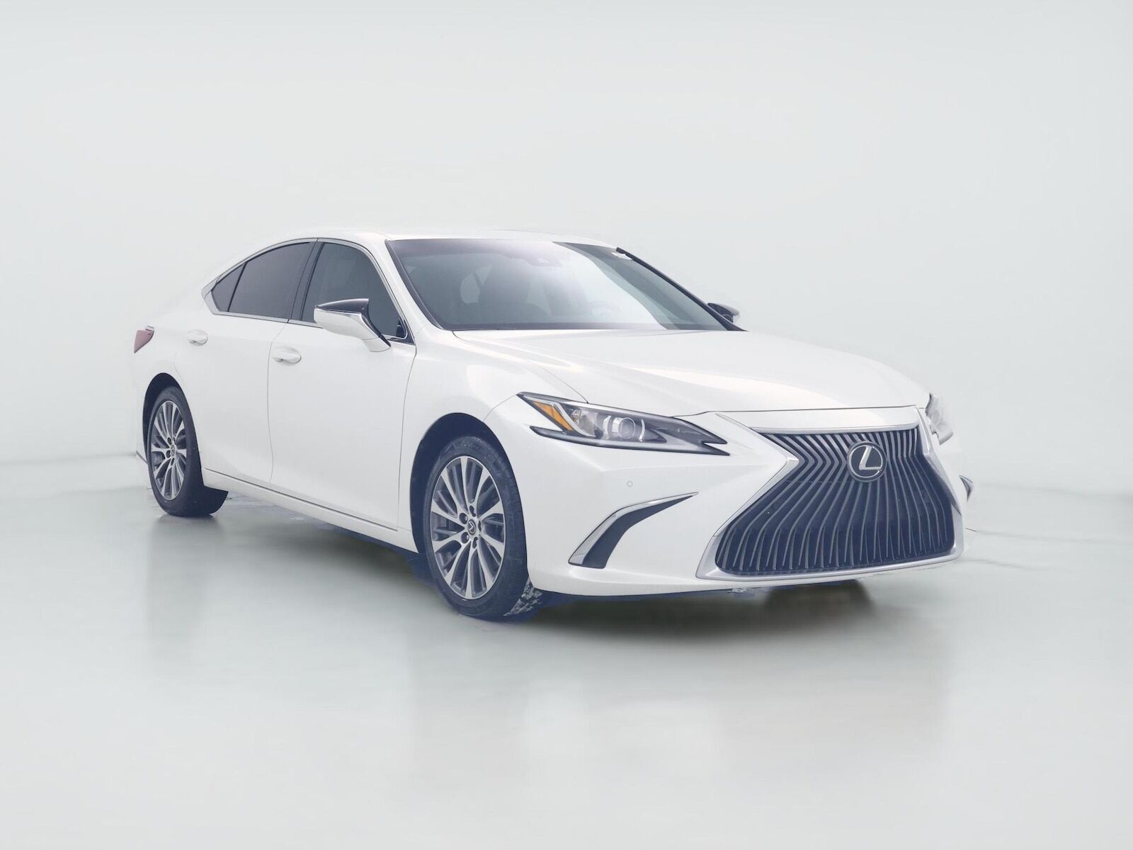 2019 LEXUS ES