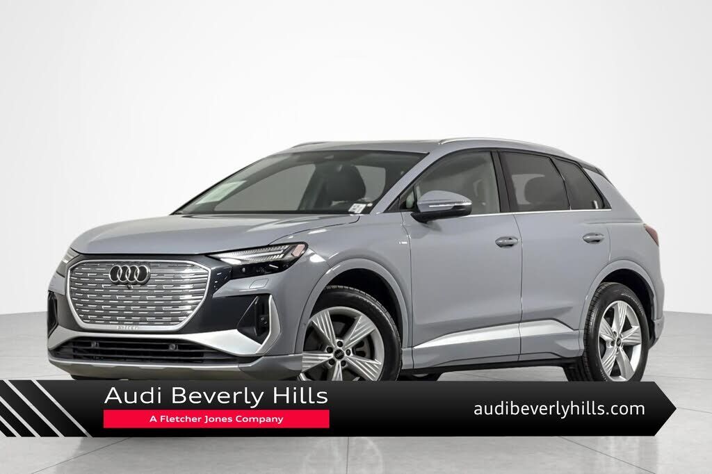 2023 AUDI Q4