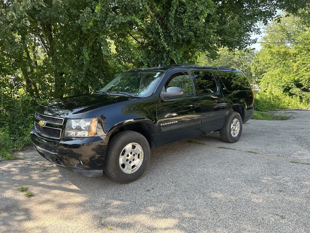 2013 CHEVROLET Suburban