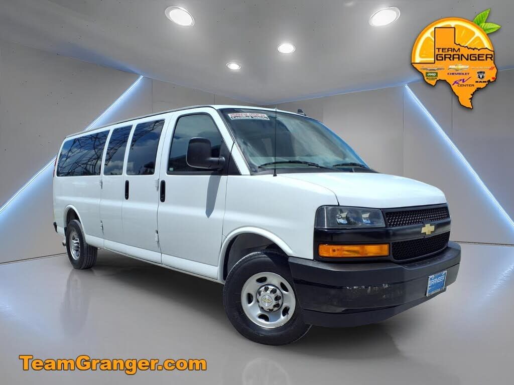 2023 CHEVROLET Express