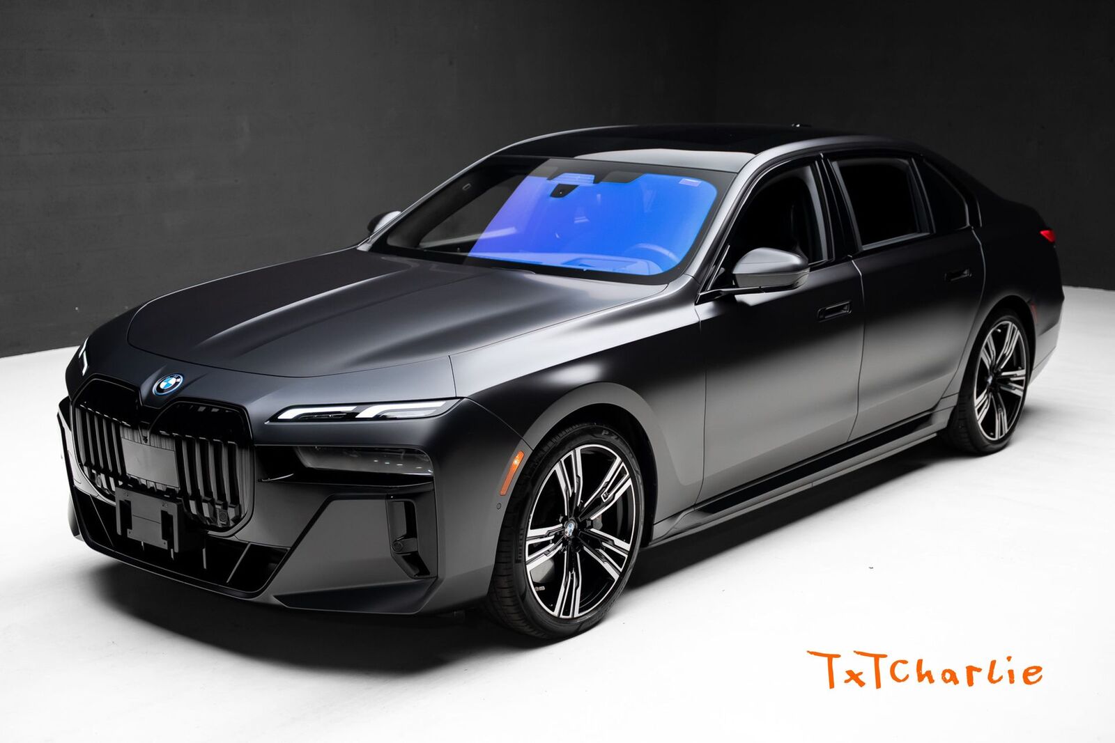 2024 BMW i7