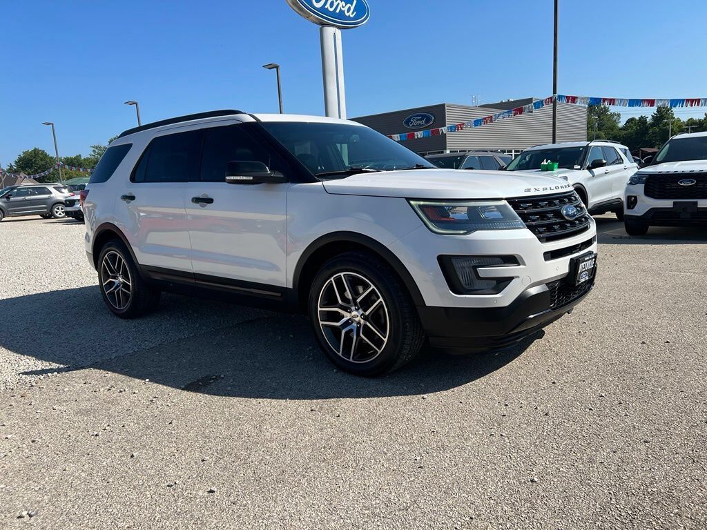 2016 FORD Explorer