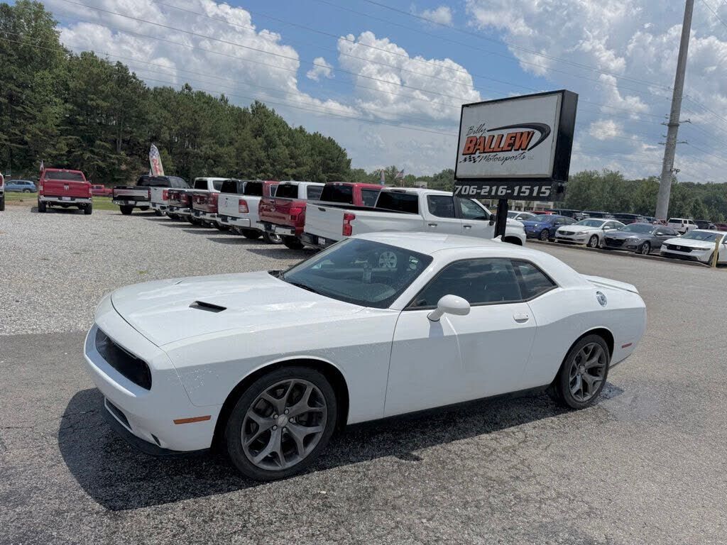 2016 DODGE Challenger
