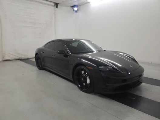 2021 PORSCHE Taycan