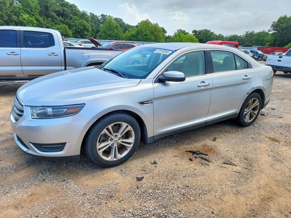 2015 FORD Taurus