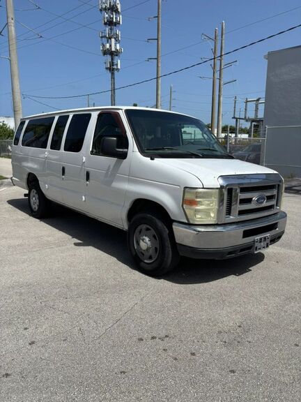 2008 FORD E-350