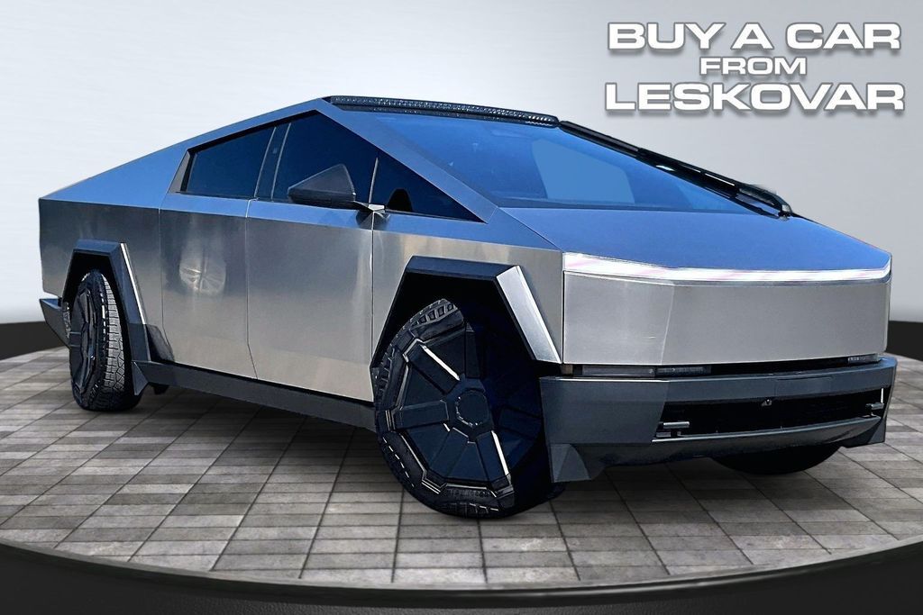 2024 TESLA Cybertruck