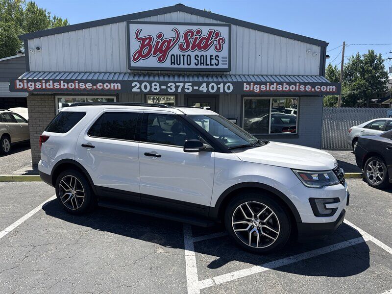 2017 FORD Explorer