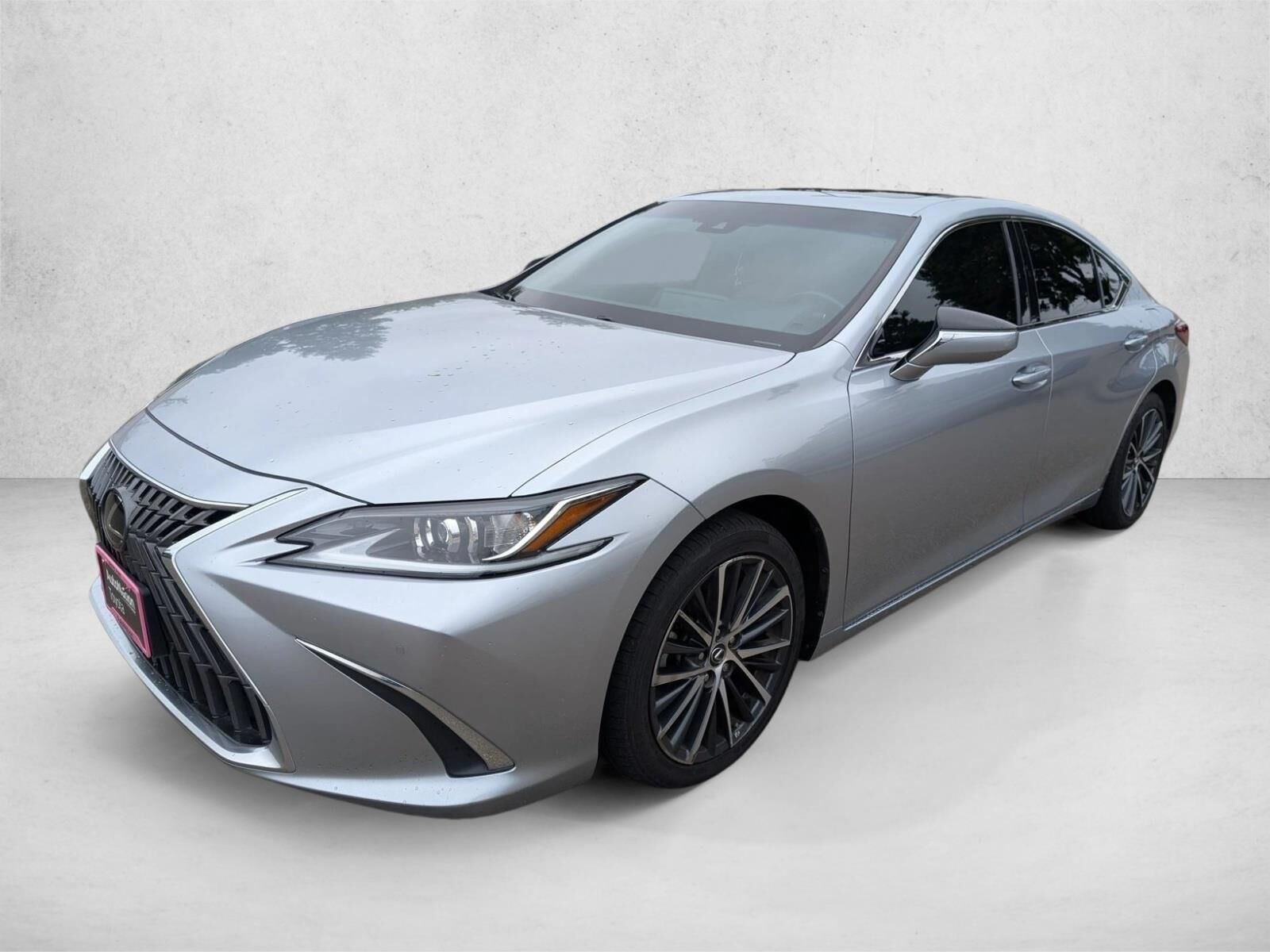 2022 LEXUS ES