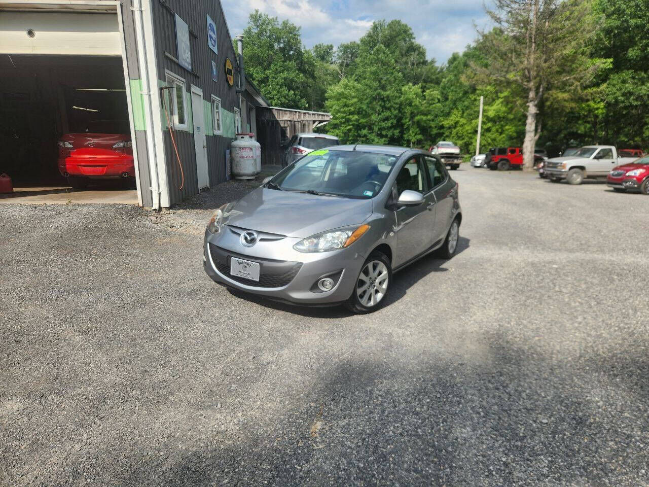 2014 MAZDA Mazda2