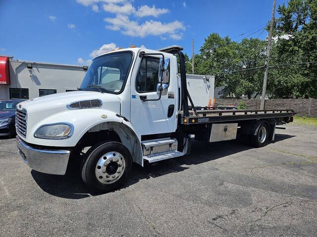 2020 FREIGHTLINER M2