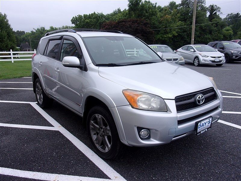 2011 TOYOTA RAV4