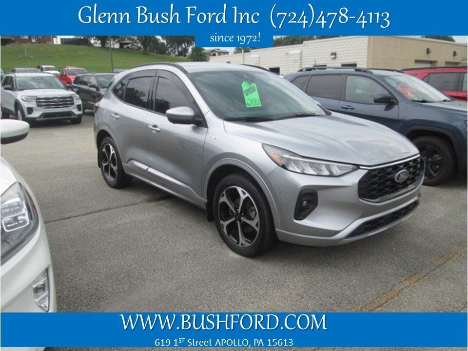 2024 FORD Escape