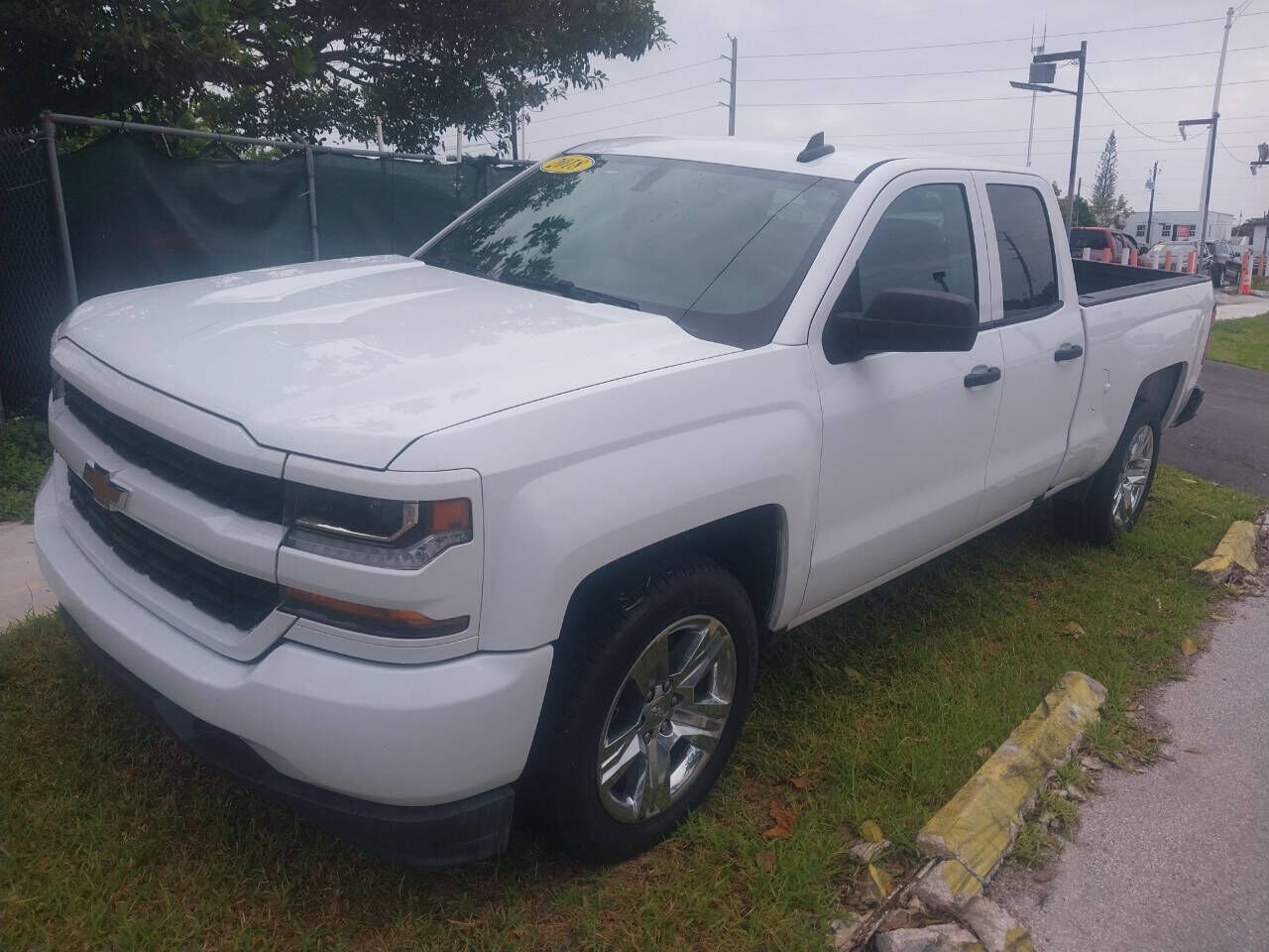2018 CHEVROLET Silverado