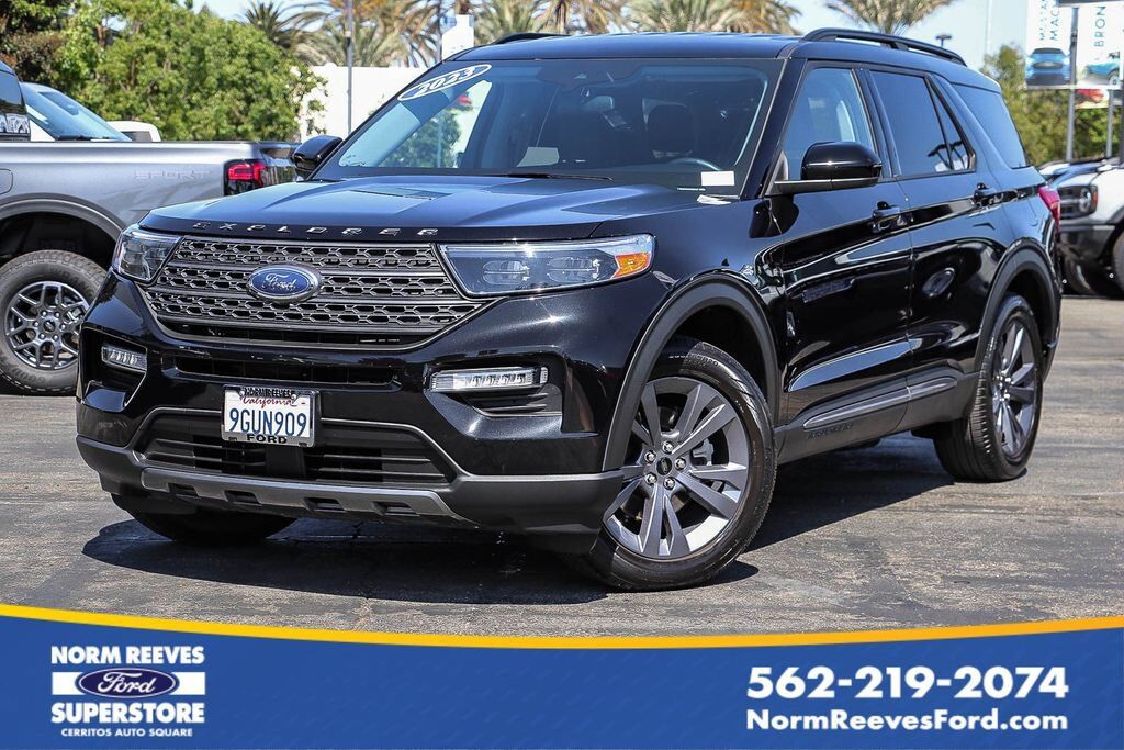 2023 FORD Explorer