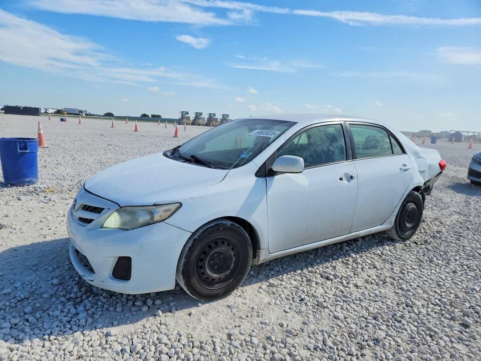 2011 TOYOTA Corolla