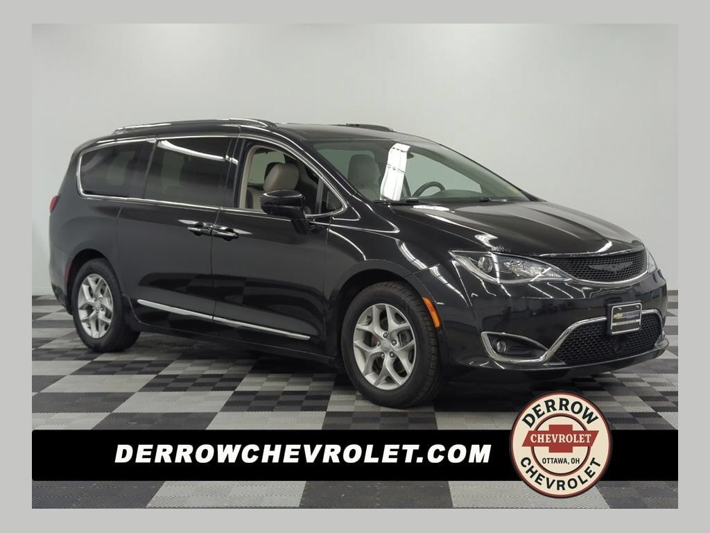 2019 CHRYSLER Pacifica