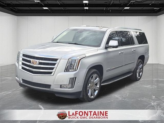 2017 CADILLAC Escalade ESV