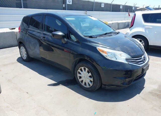 2016 NISSAN Versa