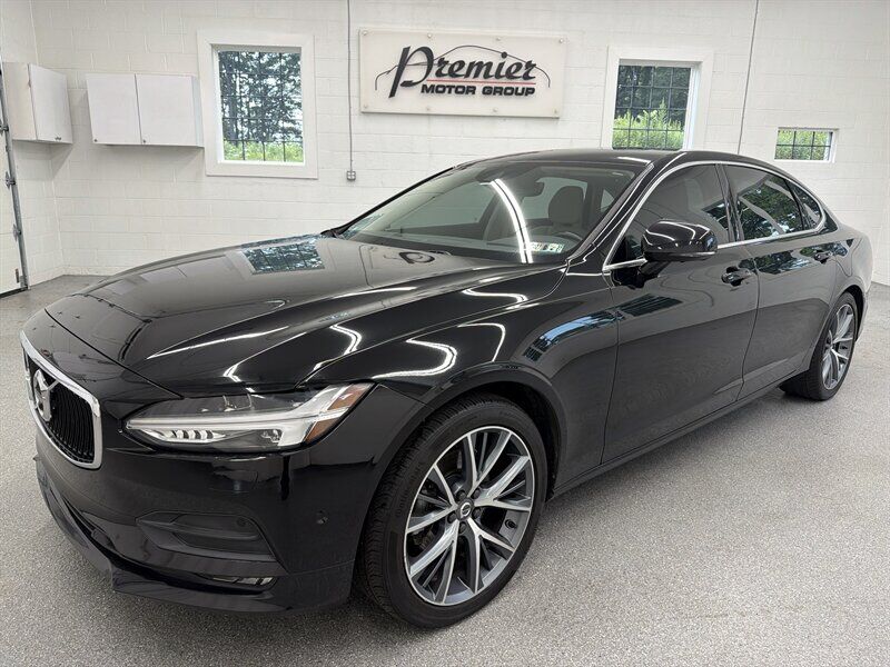 2018 VOLVO S90