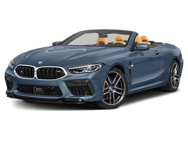 2022 BMW M8