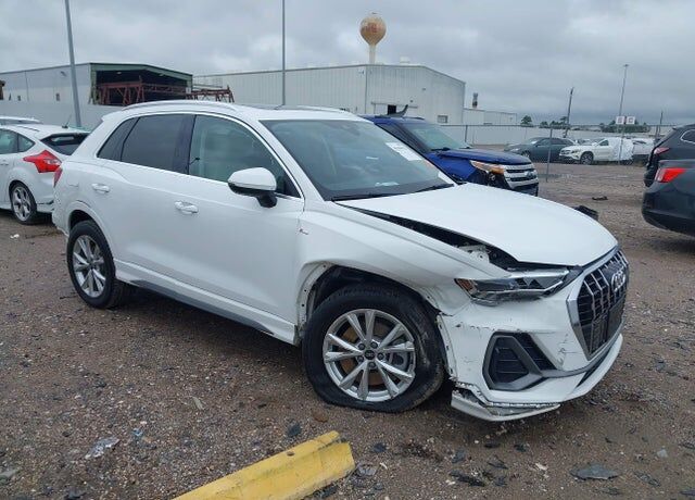2023 AUDI Q3