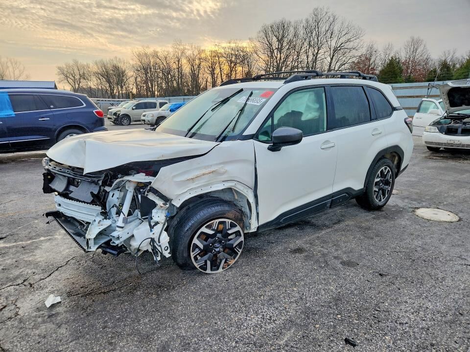 2025 SUBARU Forester