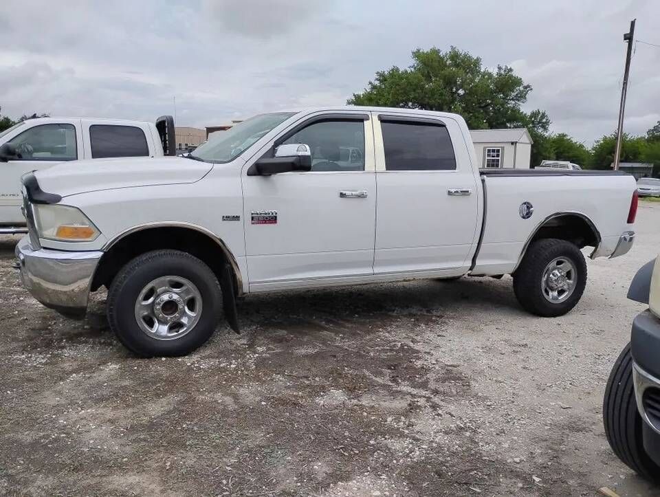 2012 DODGE Ram