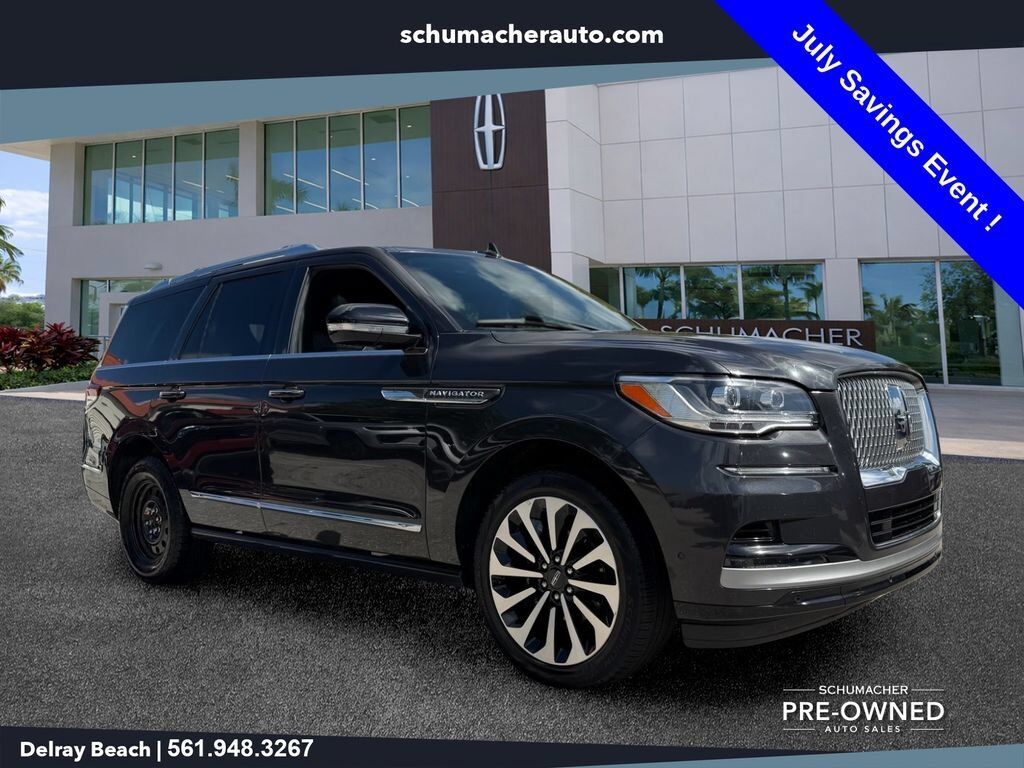 2022 LINCOLN Navigator